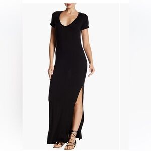 174. Velvet Torch women’s Black Maxi Dress size small